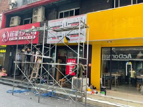 凤冈制作广告招牌如何避免它发黄？